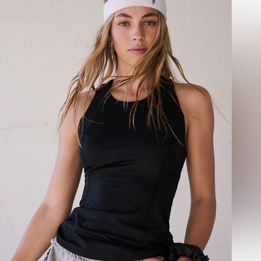 NWT FP Movement by Free People Smooth Moves Tank in Black. 💜
